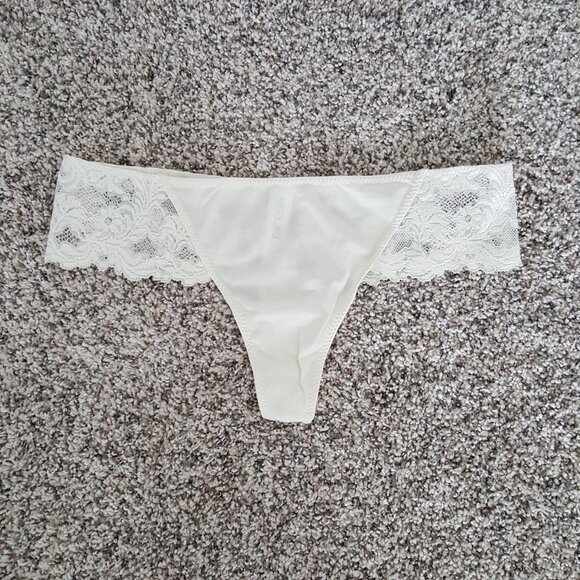 SIéLEI Italy Lace Bikini Thong Panties Bridal Everyday Off White Ivory - Picture 1 of 9